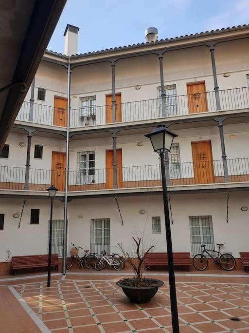 Apartamento Plaza De San Bernardo 4 Sewilla Zewnętrze zdjęcie
